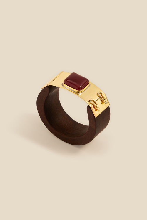 PULSEIRA SQUARE